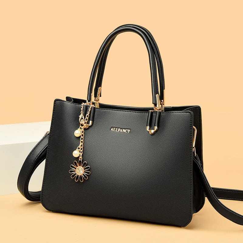 CUTE AND TRENDY MINI PURSE