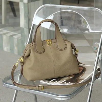 Classic Comfort Hand Bag