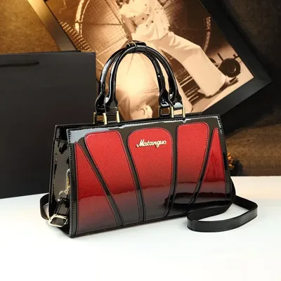 Effortless Chic Hand Bag