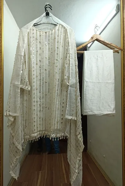 Pakistani Boutique Chiffon Stitched 3pcs _ White 