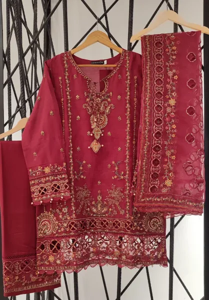 Pakistani Original Sadabahar Luxury Organza Stitched 3 Pcs _ Maroon 