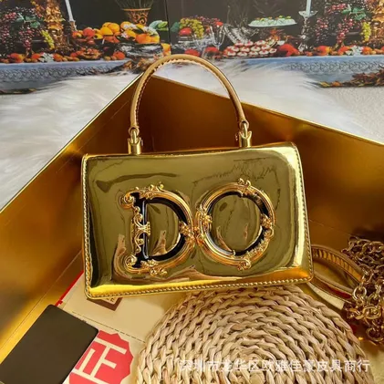 European Style Small Square Purse