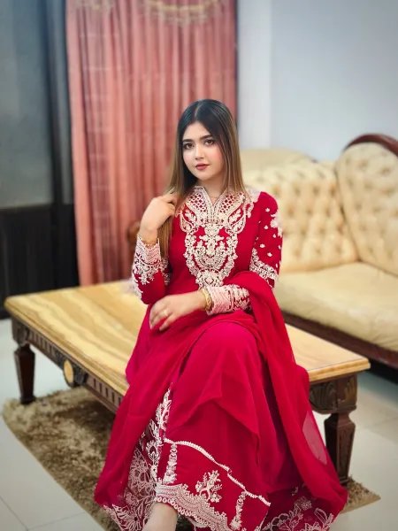 Pakistani Boutique Tail gown Style Chiffon 3Pcs _ Magenta 