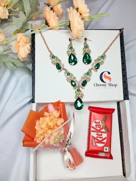 Vintage Crystal Necklace Earrings Set with Flower & Kitkat
