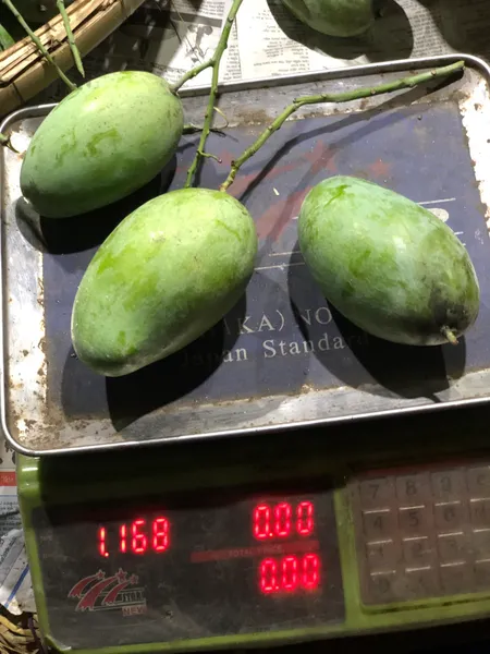 আম্রপালি ১০ কেজি (প্যাকেজিং এবং ডেলিভারিসহ)