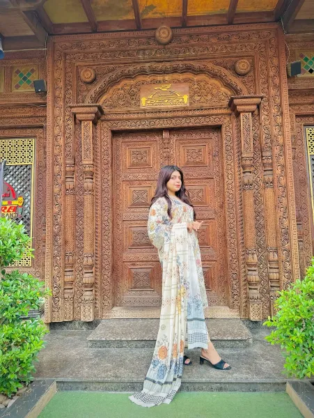 Original Pakistani Lahore Boutique Pure Lawn Stitched 3Pcs