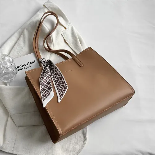 Graceful Everyday Women’s Tote