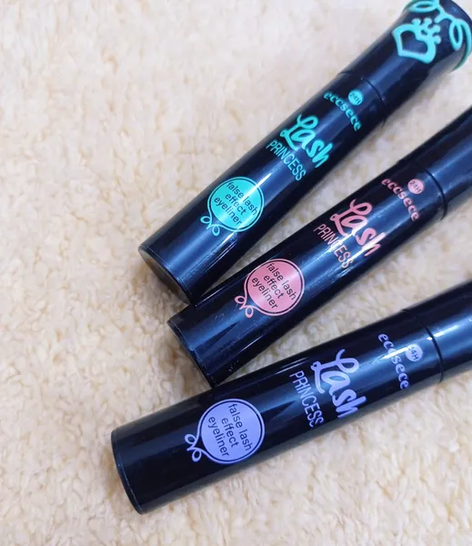 Essence Lash Princess Eyeliner 1 pc