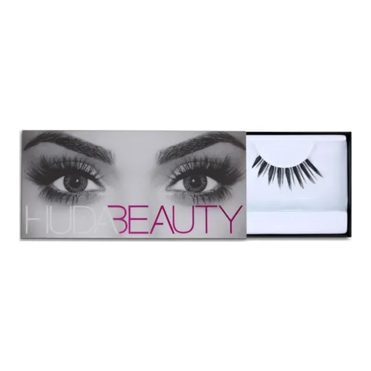 Huda Beauty Classic Lash – Monique #3