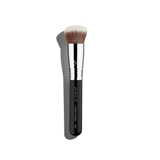 Sigma Beauty F82 Round Kabuki™ Brush 