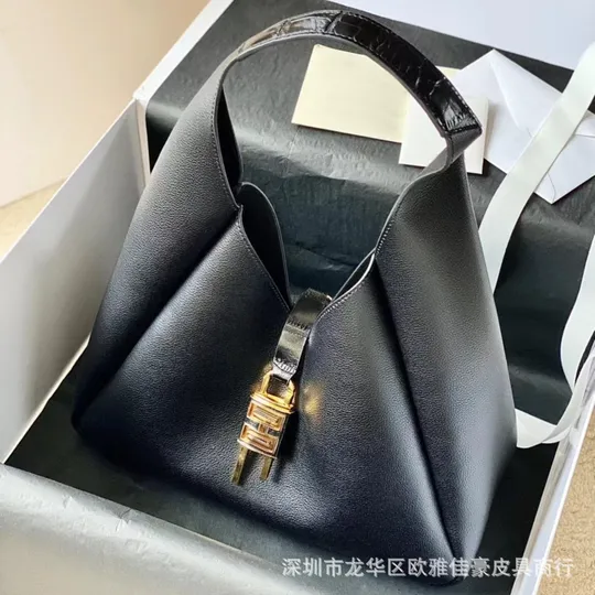 Retro Cowhide Hobo Shoulder Bag