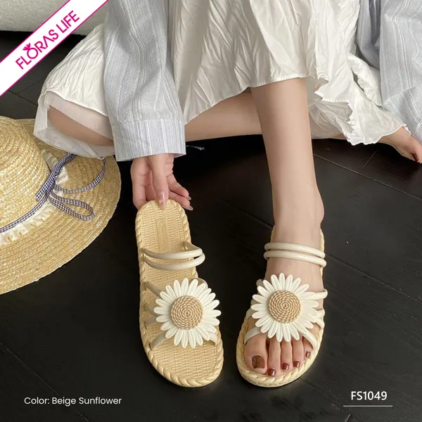 LILY WALKERS FEMALE SLIPPERS