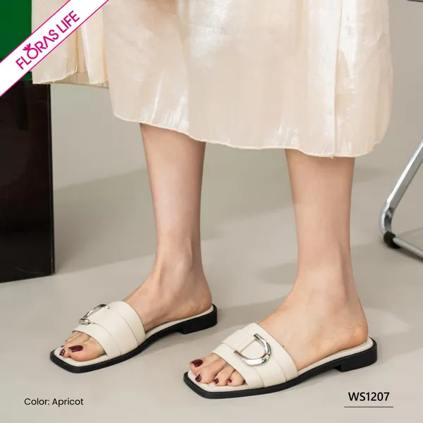 BEACH BREEZE WOMEN'S SANDAL