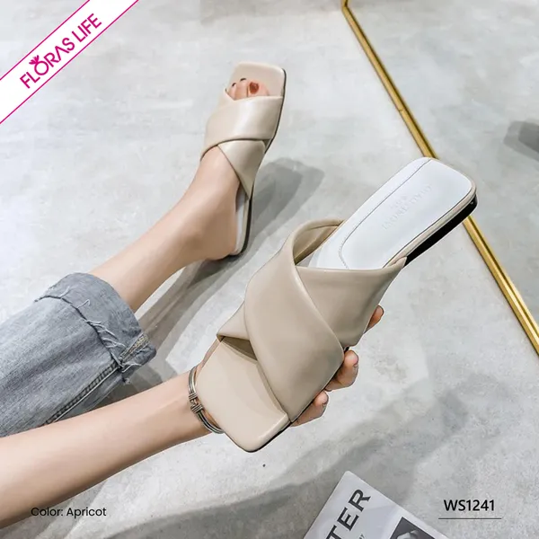 PURE STRIDE WOMEN'S SANDAL