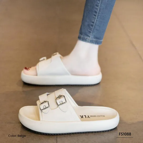 Tropi Toes Female Slipper