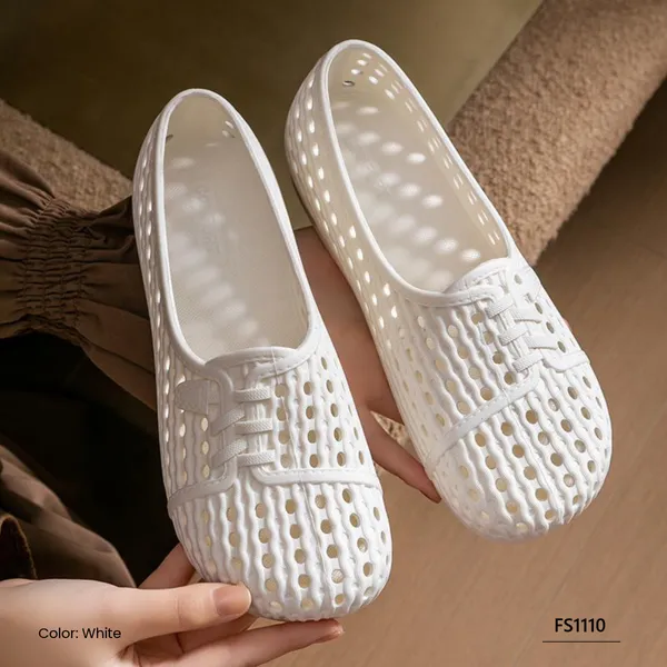 Cashmere Cloud Female Slipper