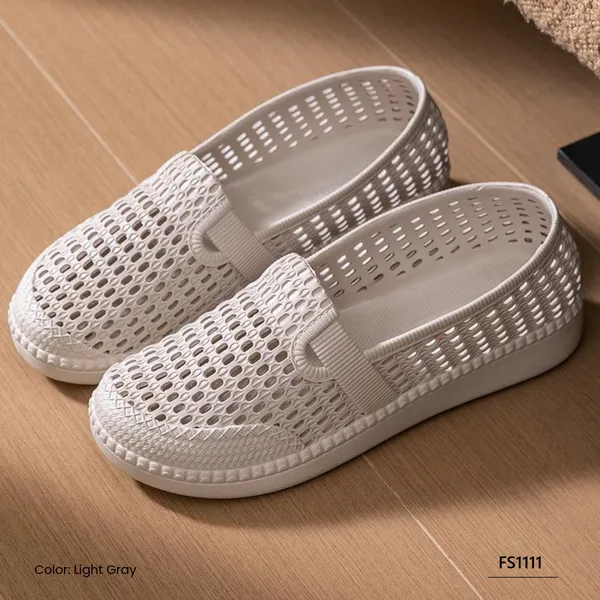 Glimmer Glide Female Slipper