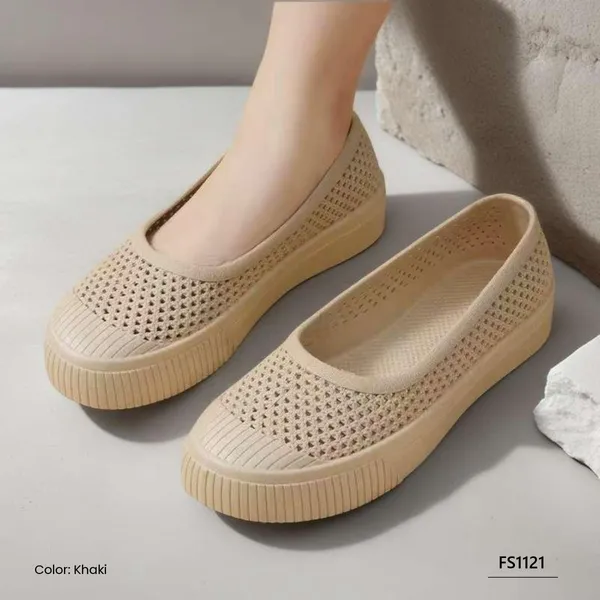 Neon Nest Female Slipper