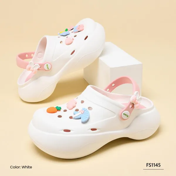 Giggle Glide Female Slipper