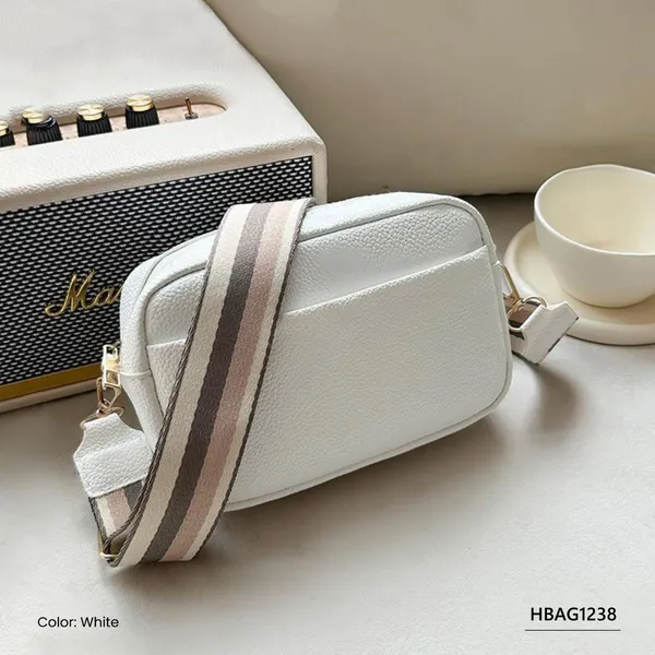 BELLA CARRY WOMEN'S HANDBAG