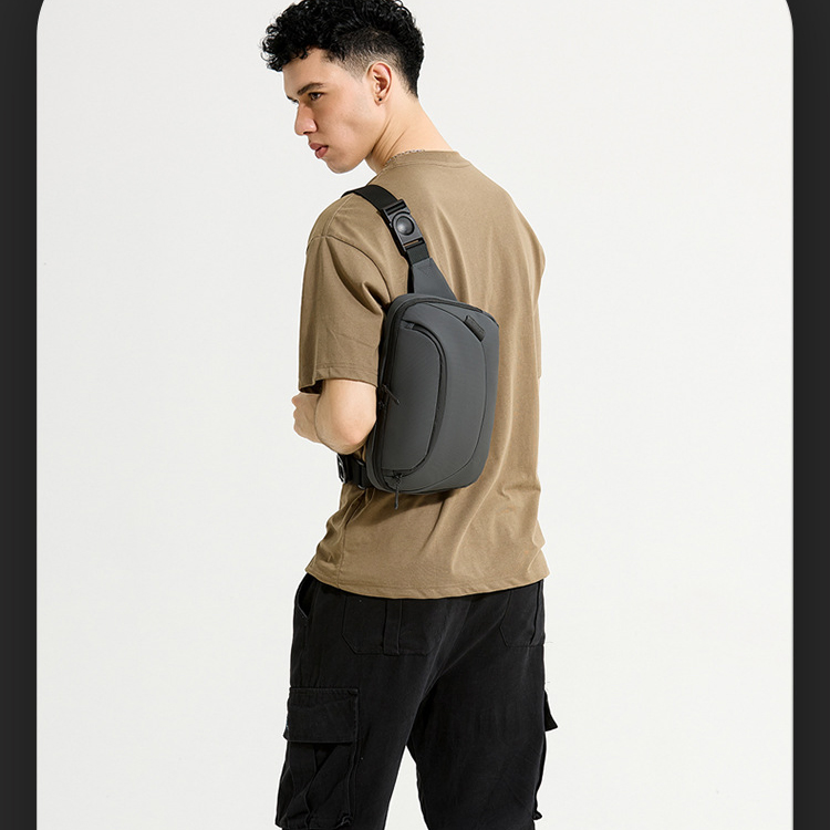 SWIFT CARRY CHEST BAG - OFF BEAT