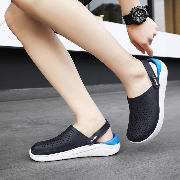 CALM RUNNERS RAIN SLIPPERS - KICK NATIONS