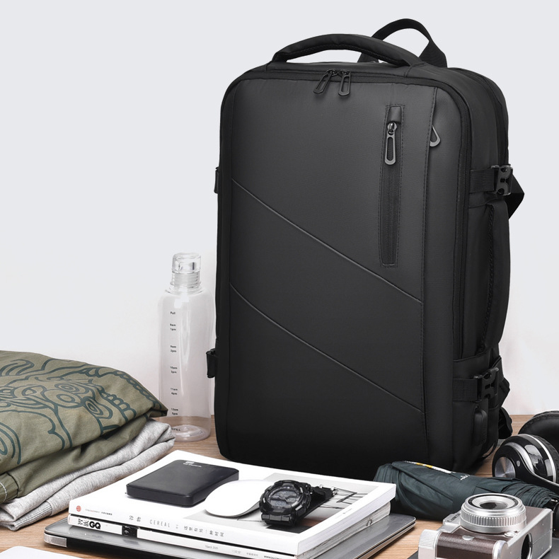 ESSENTIAL CORE BACKPACK - KICK NATIONS