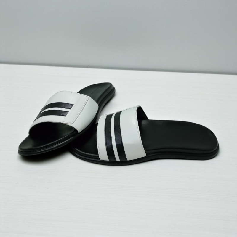 DUKE STRIDE MEN'S SLIPPER - OFF BEAT